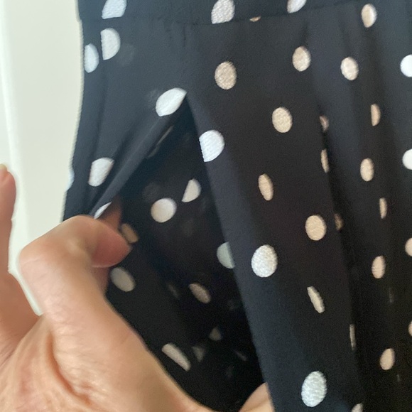 Women’s black and white polka dotted jumpsuit Size Medium - Picture 5 of 9